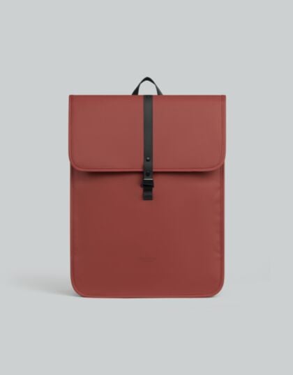 Däsh Daily Backpack 14" – Compact & Waterproof Everyday Bag