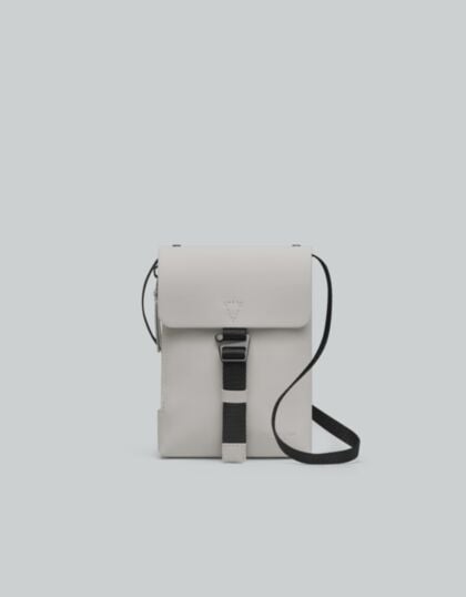 Däsh Daily Backpack 14" – Compact & Waterproof Everyday Bag