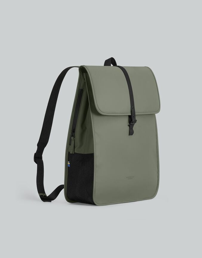 美品 GASTON LUGA ダッシュ13” バックパック オリーブ Däsh Backpack 13