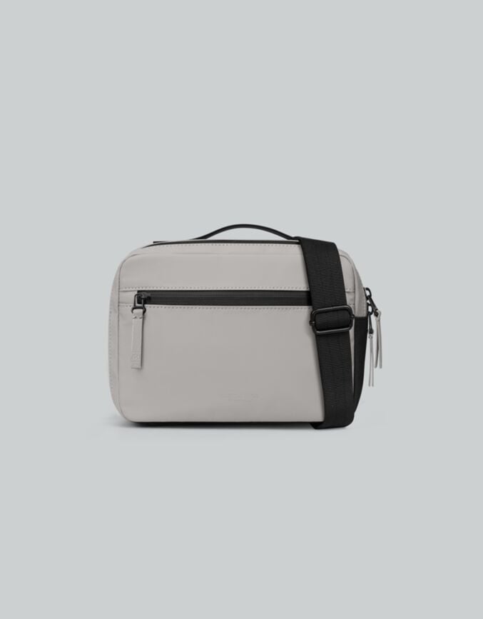 Däsh Daily Backpack 14" – Compact & Waterproof Everyday Bag