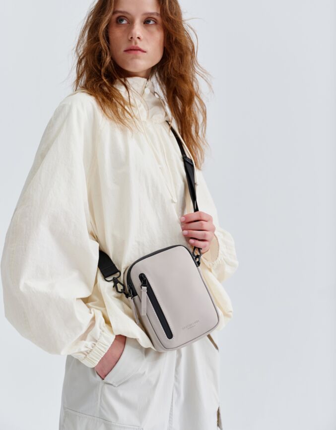 Däsh Verti Crossbody Taupe