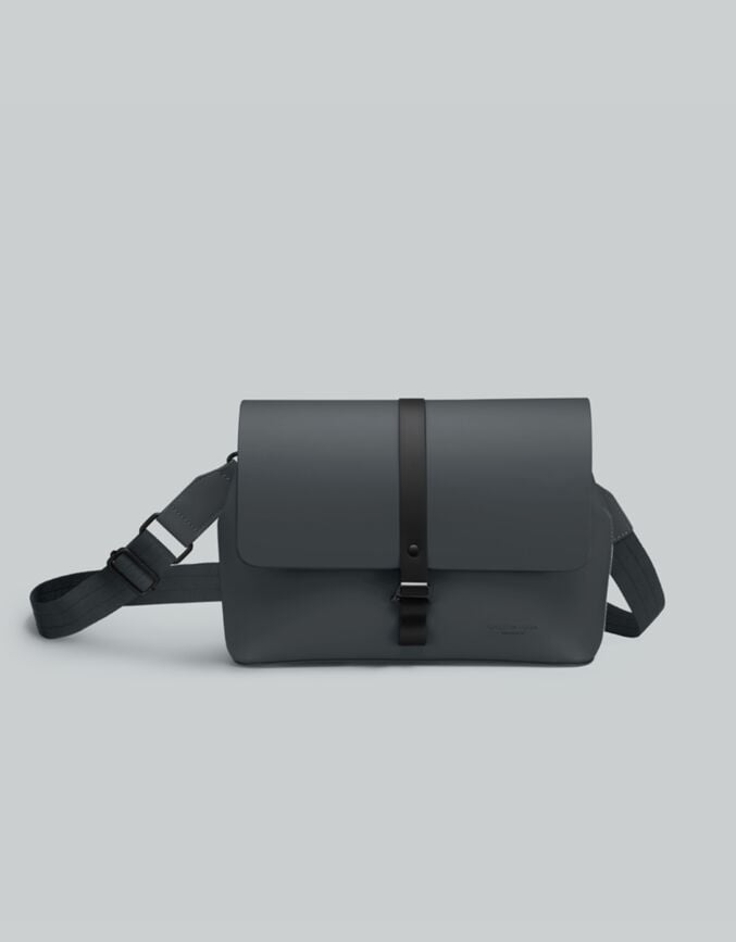 Spläsh Crossbody Medium Charcoal Grey