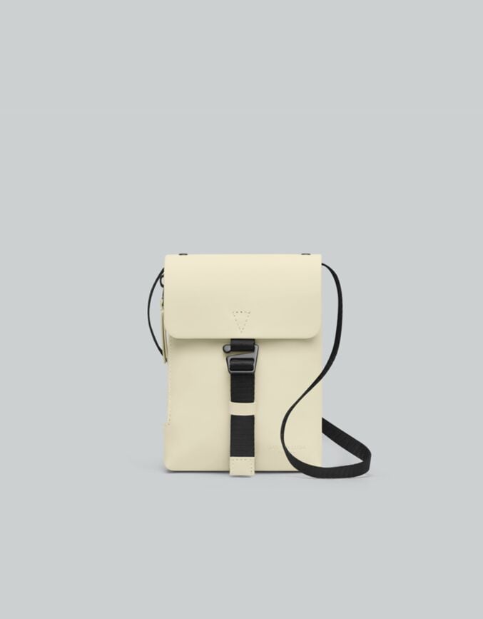 Däsh Daily Backpack 14" – Compact & Waterproof Everyday Bag