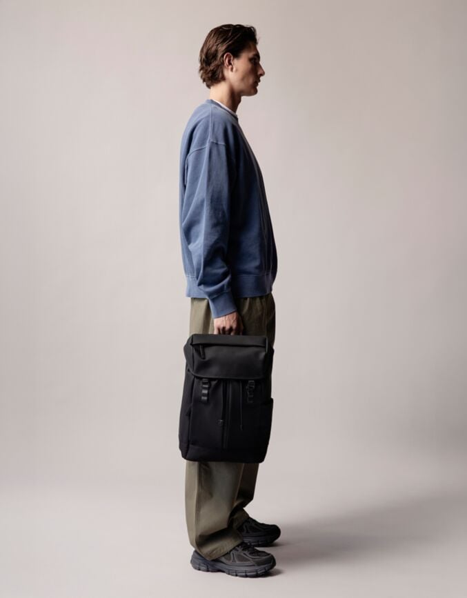 Spläsh Front-Zip Backpack - 15 Black
