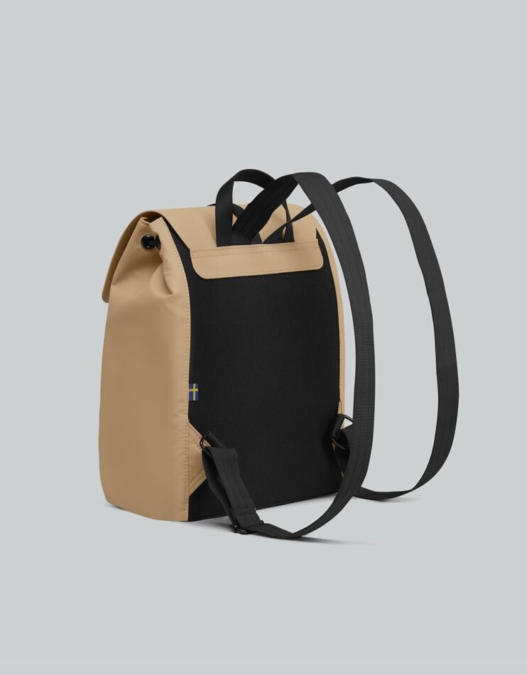 Däsh bucket backpack - waterproof laptop bag for everyday life