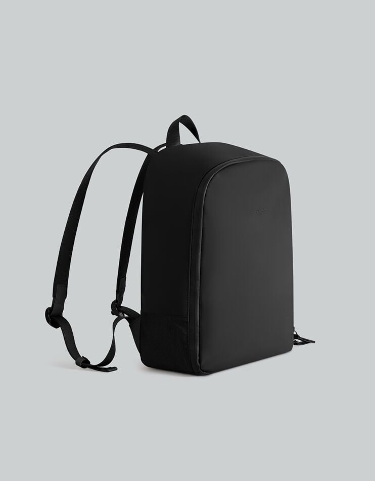 Däsh Daily Backpack 14" – Compact & Waterproof Everyday Bag