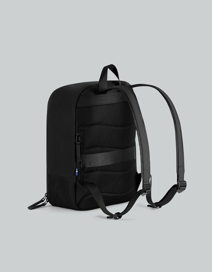 Däsh Daily Backpack 14" – Compact & Waterproof Everyday Bag