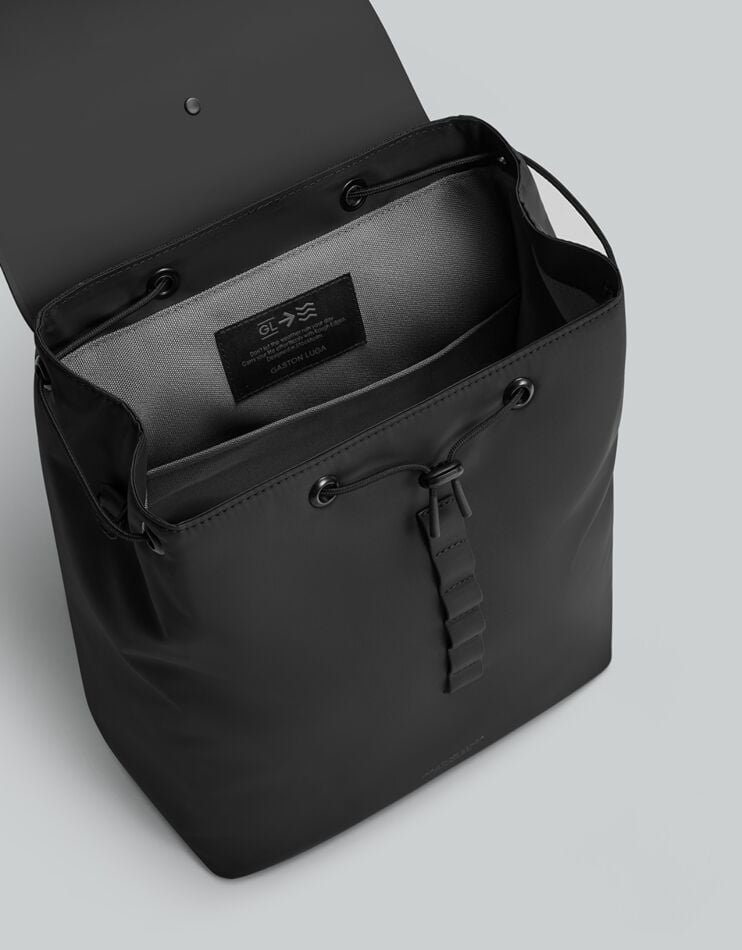 Däsh bucket backpack - waterproof laptop bag for everyday life
