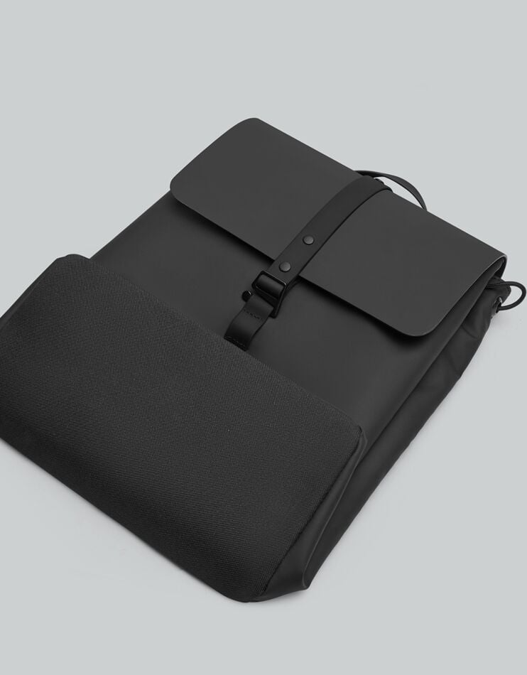 Däsh bucket backpack - waterproof laptop bag for everyday life