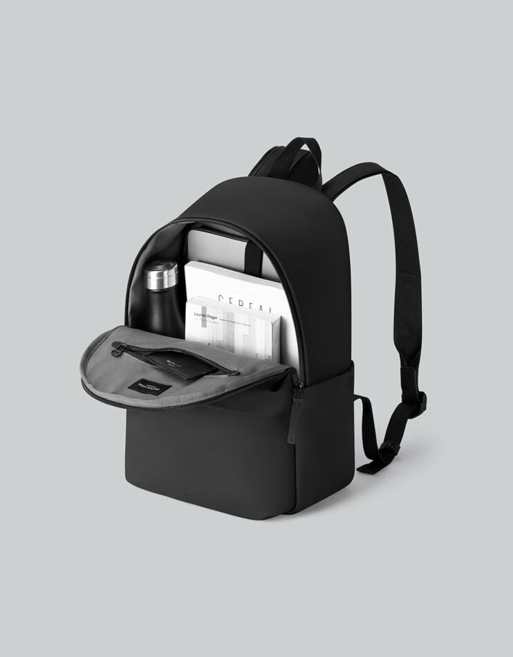 Däsh Uni Backpack 14" – Eco-Friendly & Waterproof Commuter Bag