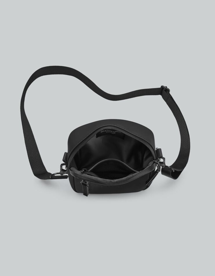 Däsh Verti Crossbody | Slim Waterproof Crossbody Bag