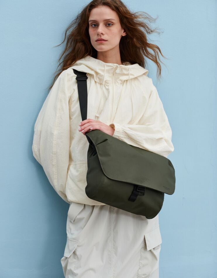Lightweight DuoSeal Messenger - 14” | Waterproof Laptop Bag