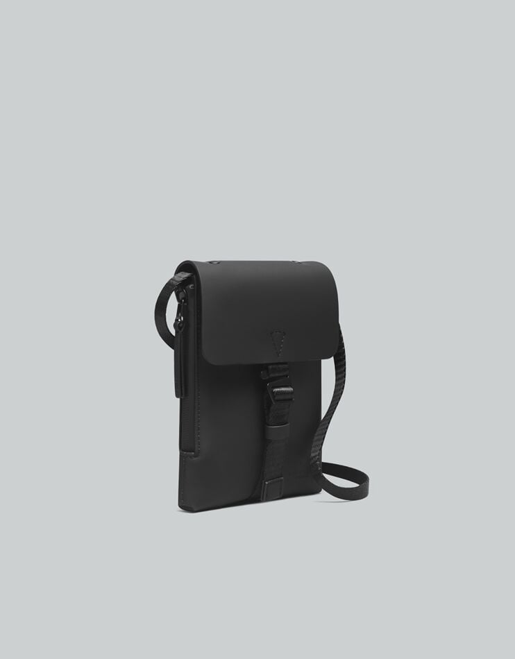 Spläsh Mini crossbody bag - Waterproof, sustainable, chic crossbody bag
