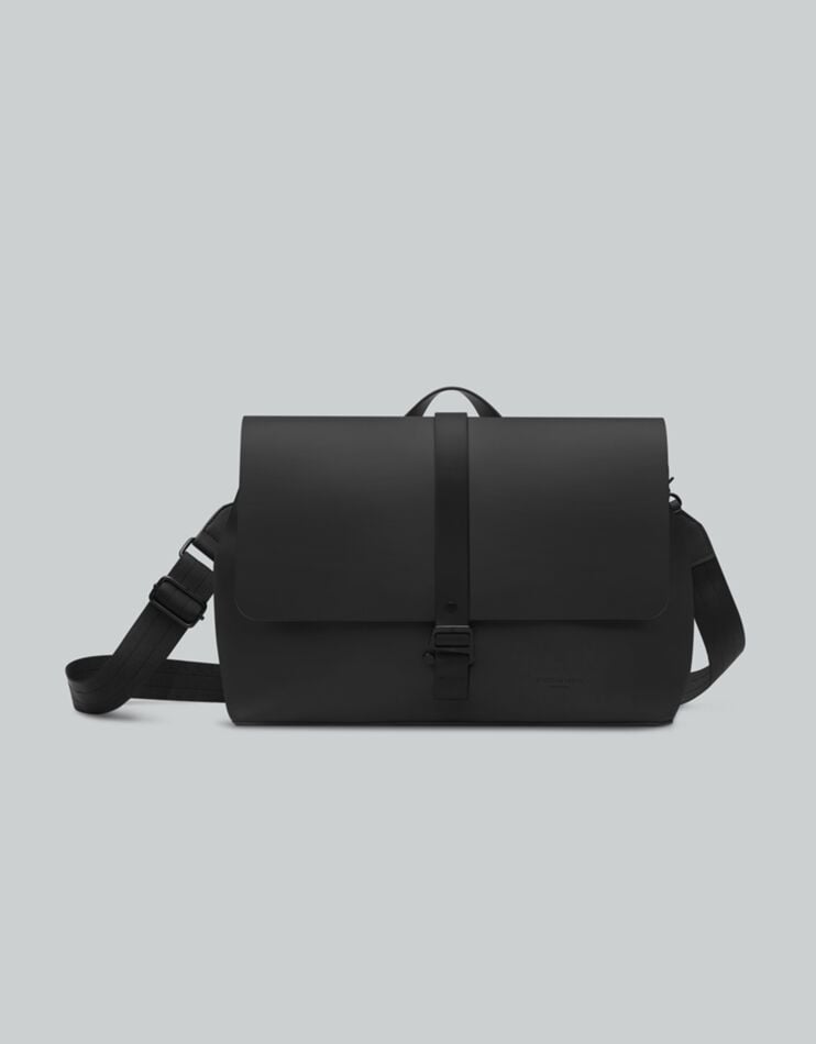 Spläsh crossbody bag - Waterproof, sustainable, chic crossbody bag