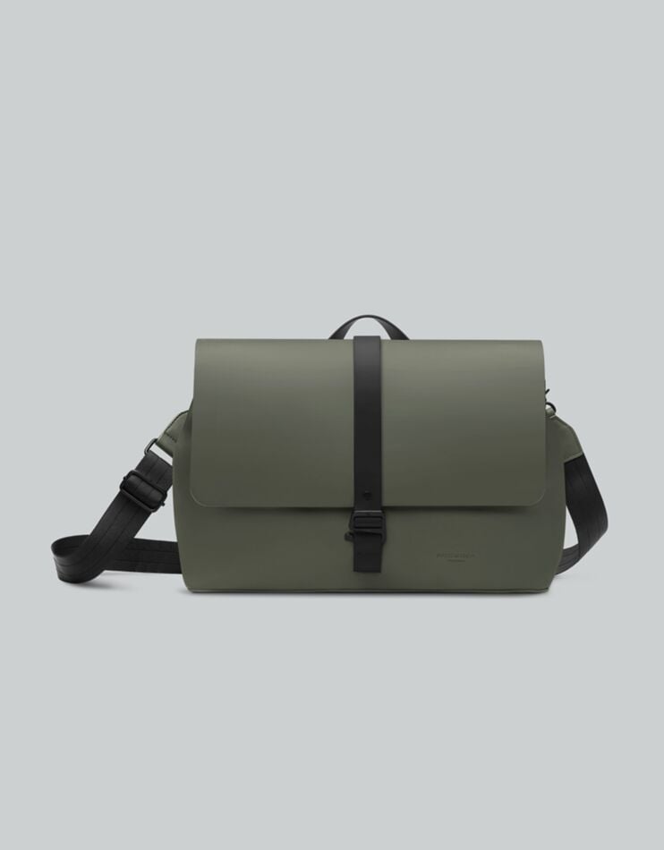 Spläsh crossbody bag - Waterproof, sustainable, chic crossbody bag
