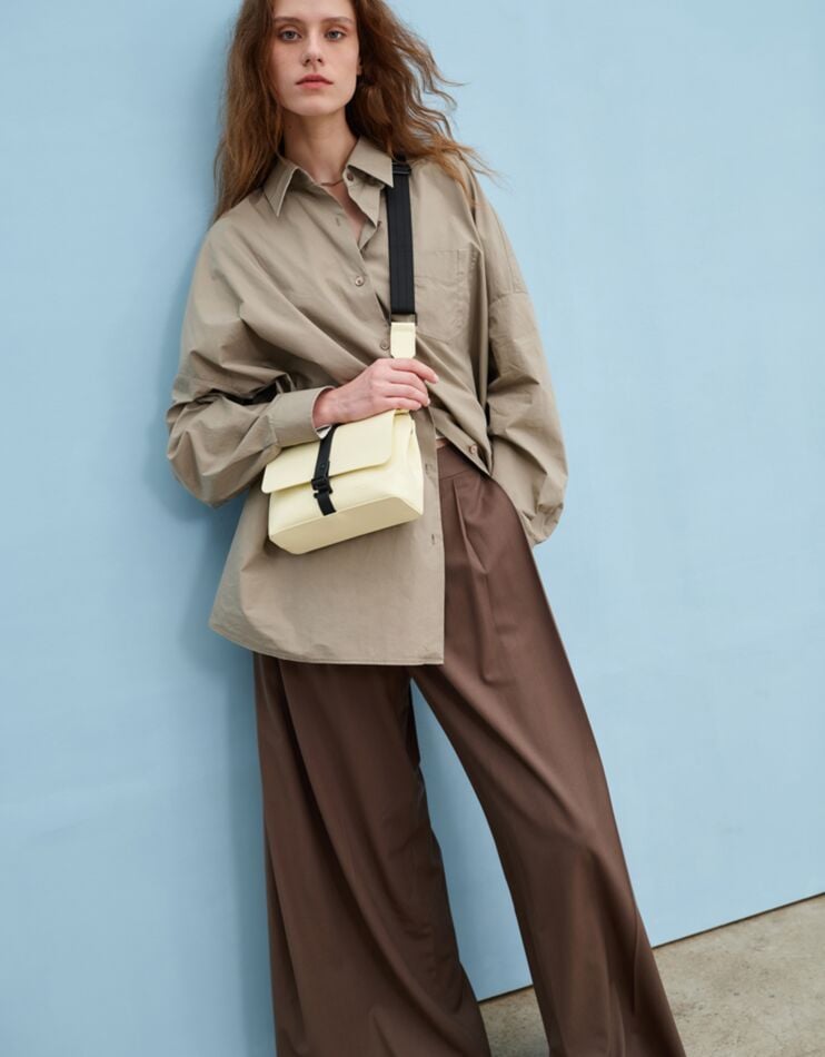Spläsh Crossbody Bag | Lightweight & Waterproof for Everyday Essentials