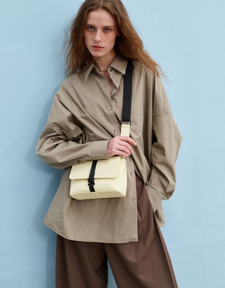 Spläsh Crossbody Bag | Lightweight & Waterproof for Everyday Essentials