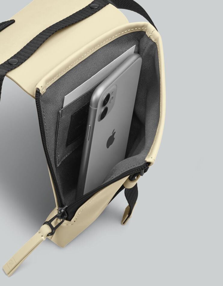 Spläsh Mini Crossbody: Functional waterproof small bag for your everyday
