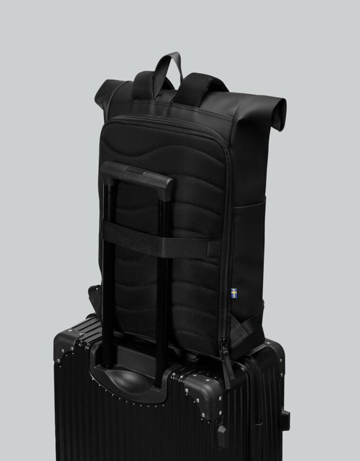 Spläsh Rolltop 16" Waterproof Vegan Backpack – Urban Outdoor Style