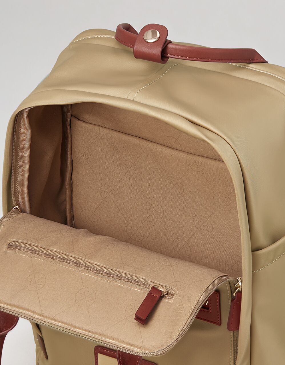 Basic sales elle backpack