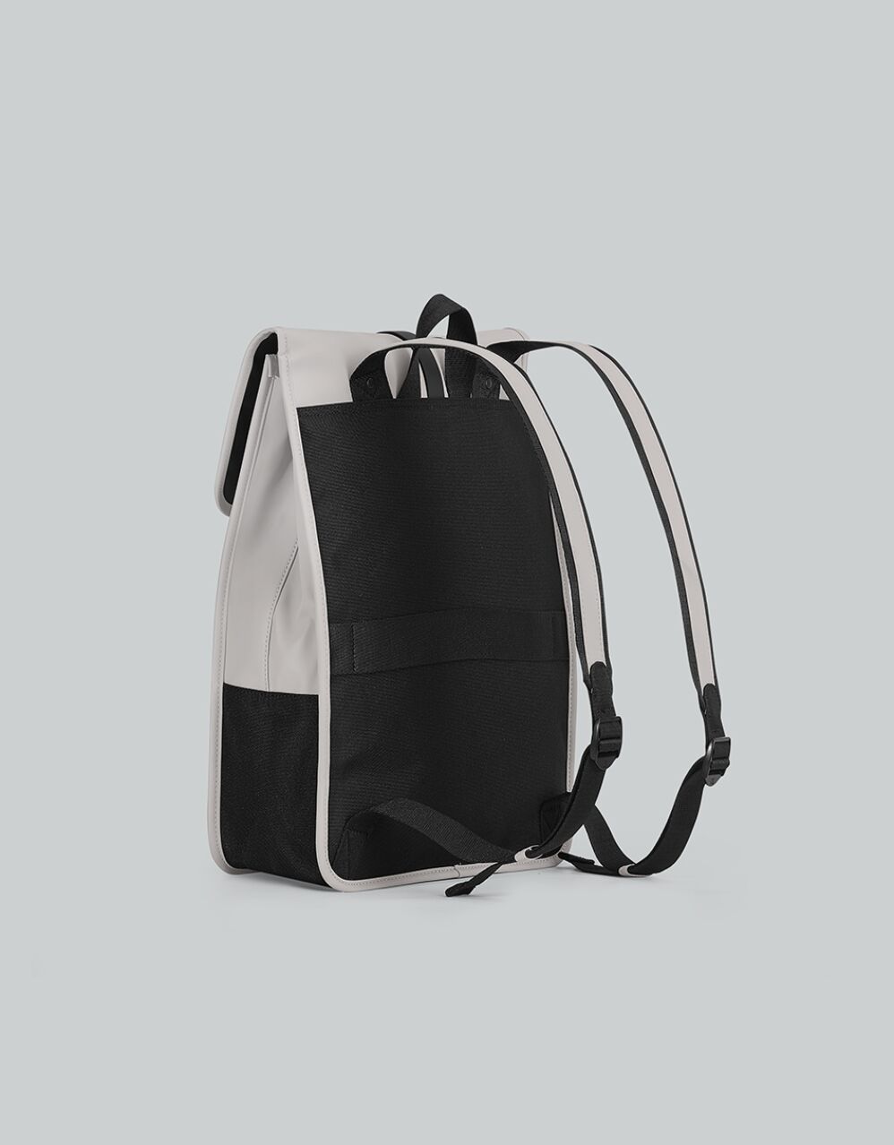 D sh Backpack 13