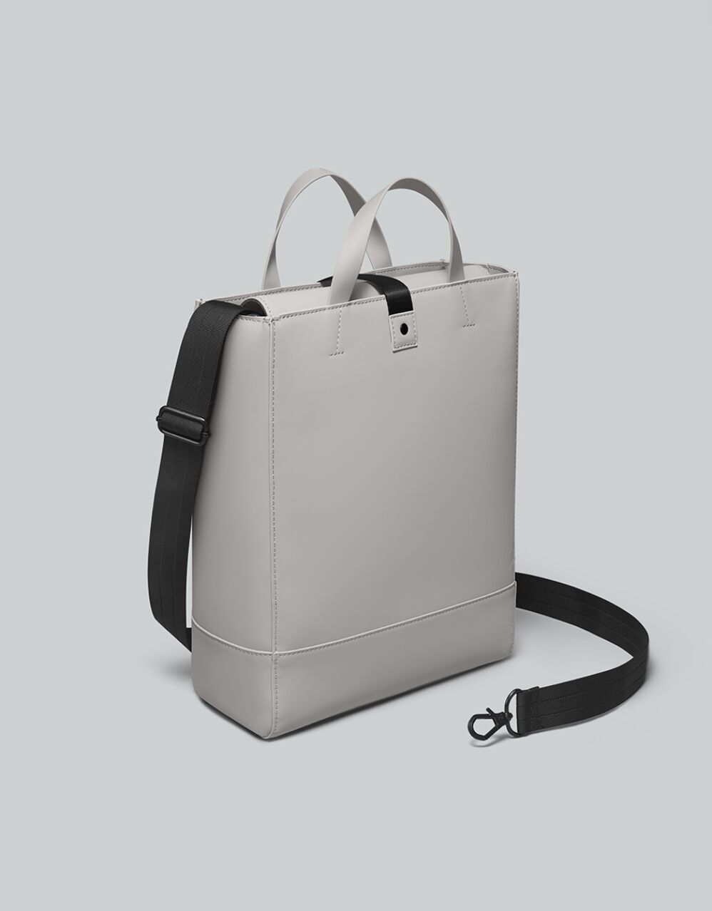 Taupe tote bag shop