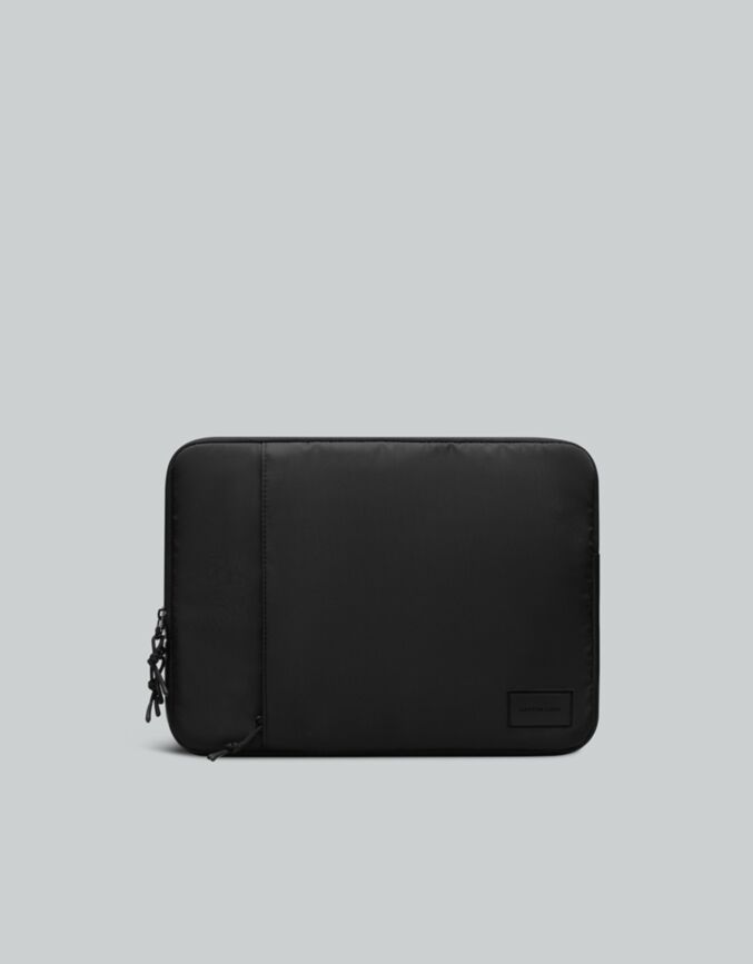 Däsh Cushioned Case 13/14 經典黑