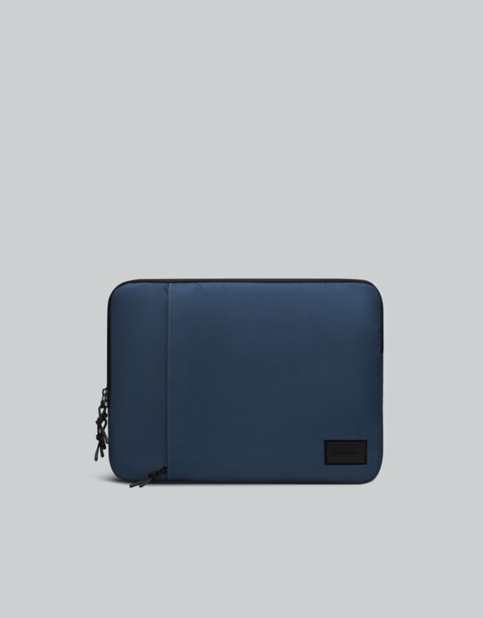 Däsh Cushioned Case 13/14 深藍
