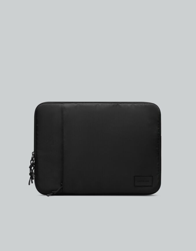 Däsh Cushioned Case 15/16 經典黑