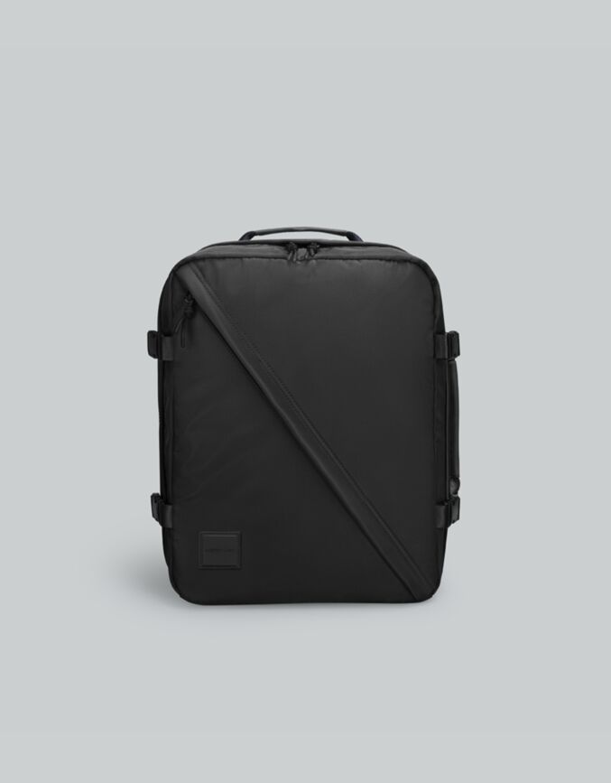 Däsh Carry-On Backpack - 28L