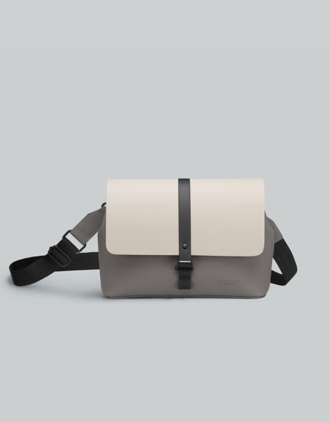 Spläsh Crossbody Medium Cloud Cream / Greige