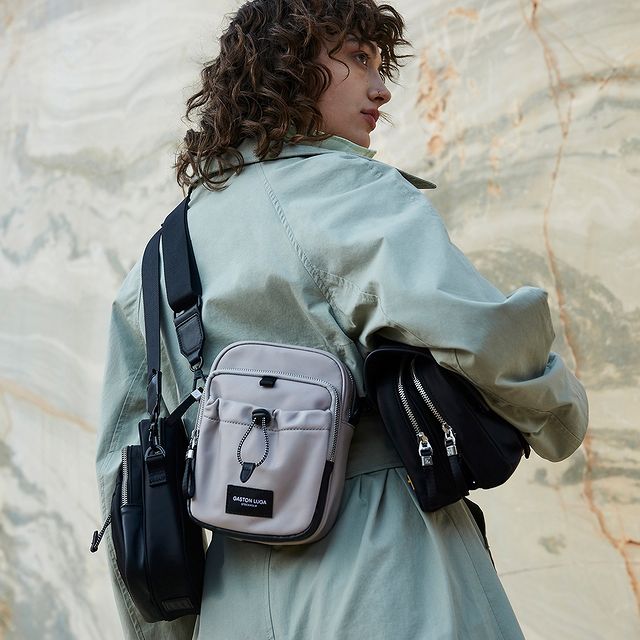 Our latest crossbody Cråss features two zipped main compartments to keep your things organized and secured. A hidden pocket on the back side keeps your valuables safe, and adjustable shoulder strap ensures a perfect fit.⁠
⁠
Shop now at gastonluga.com⁠
⁠
#GastonLuga #AnywhereWithGL #Cråss