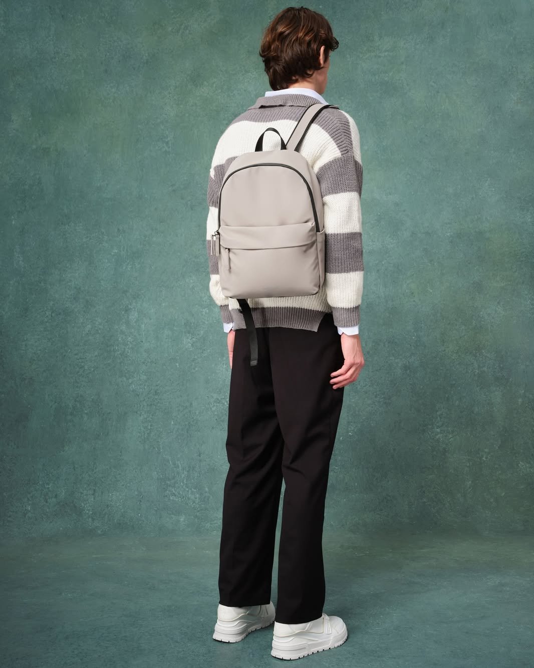Introducing the Däsh Uni and Däsh Daily Backpacks, built with eco-conscious materials, smart features, and commuter-proof durability.⁠⁠Explore the new launch at gastonluga.com⁠⁠#gastonluga⁠⁠