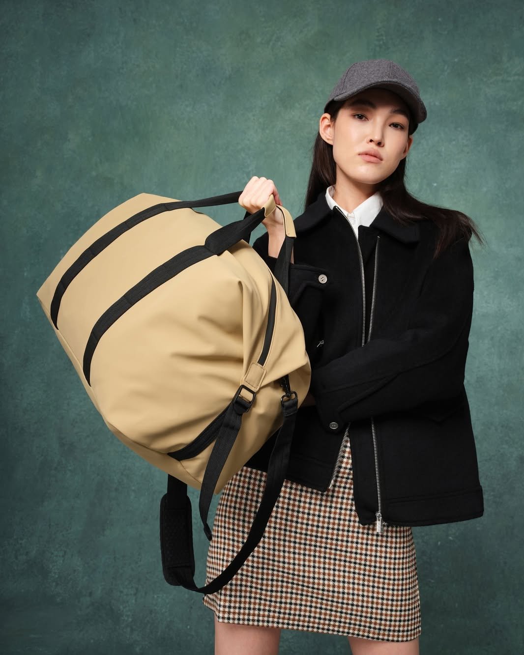 Däsh Weekender in Latte: soft tone, strong performance.⁠⁠#gastonluga