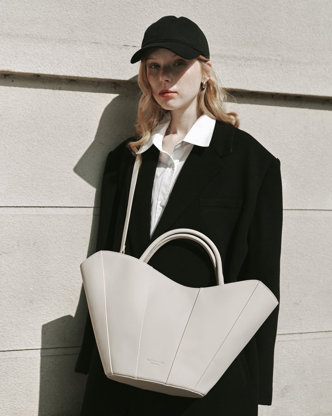 Which city would you take the Josefine Tote to?⁠⁠#gastonluga