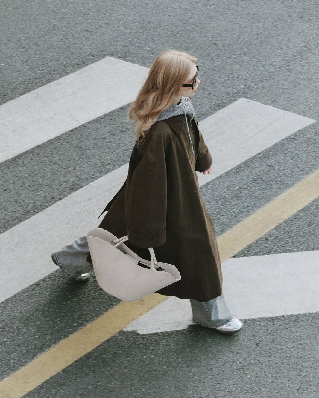 Minimalist design, maximum room. Josefine Tote has it all.⁠⁠Discover the full Femme Capsule at gastonluga.com.⁠⁠#gastonluga