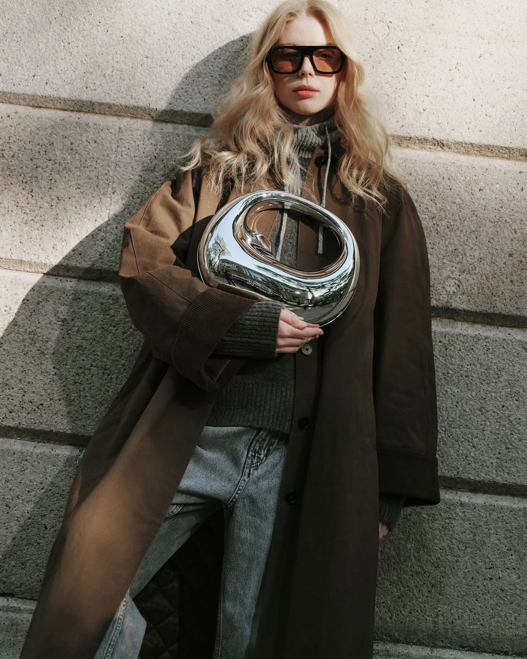 Carry bold chic with Billie.⁠⁠#gastonluga