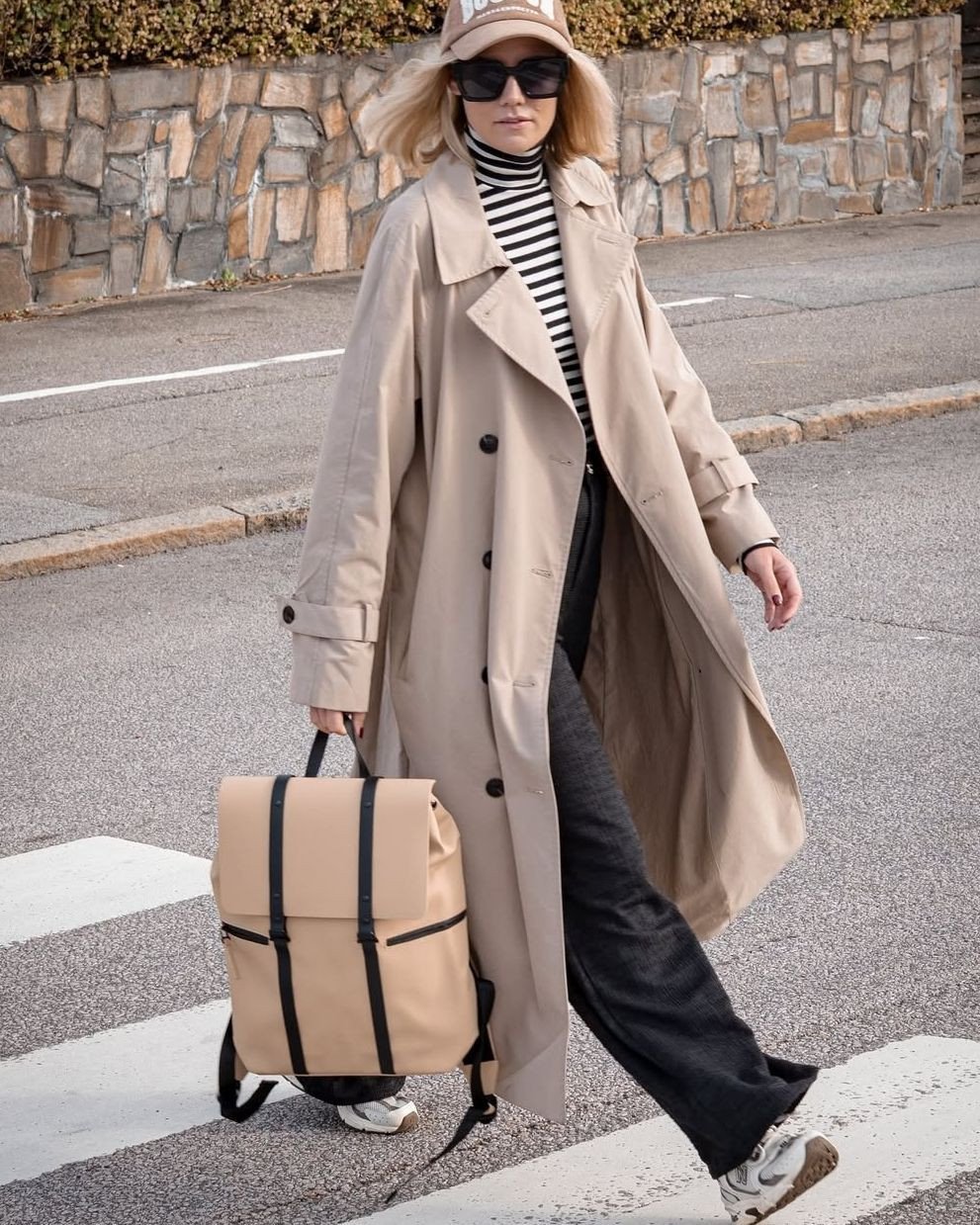 Life moves fast, but the Spläsh Utility Latte keeps up. @carolinamtoresson⁠⁠Find your favorites in our Singles’ Day sale at gastonluga.com ????⁠⁠#gastonluga