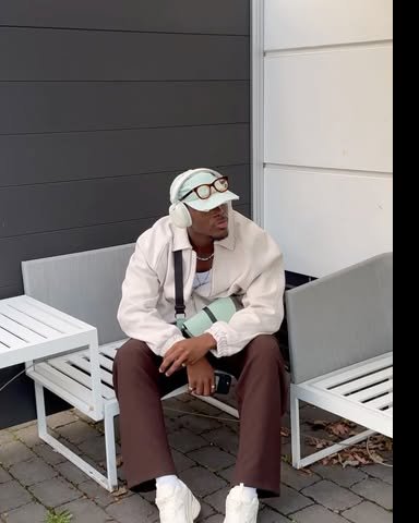 On the move with the Spläsh Moon Crossbody, style that keeps up. @emper0r.__ ⁠Shop our Black Friday deals at gastonluga.com⁠⁠#gastonluga