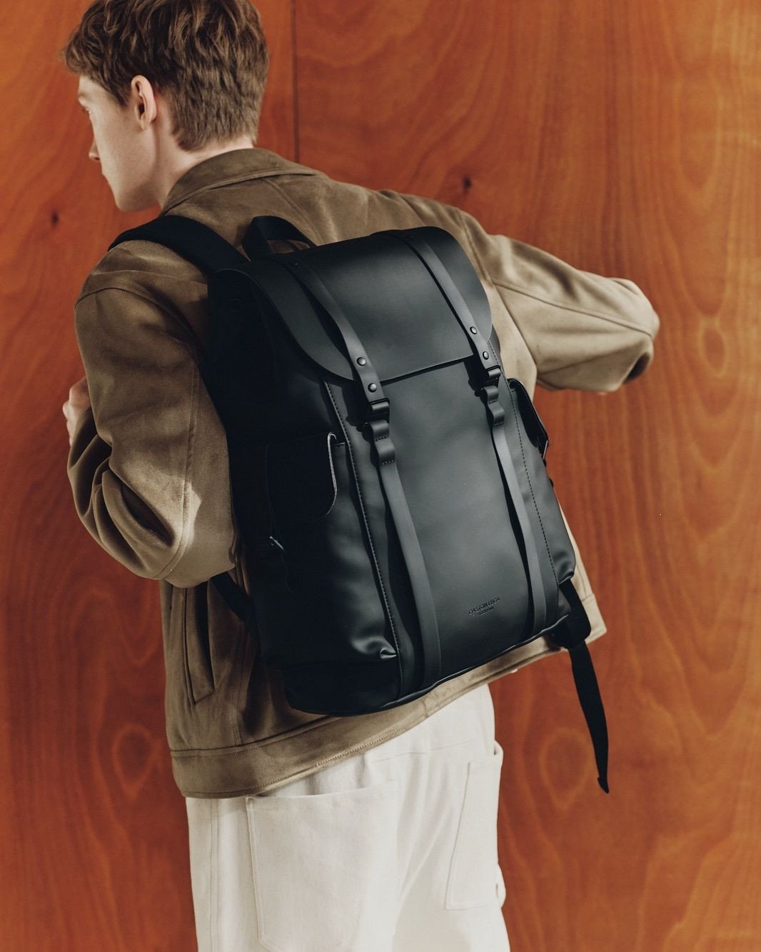 Gift peace of mind this season ????⁠Comfort meets adventure with the Spläsh Utility Backpack.⁠⁠#gastonluga