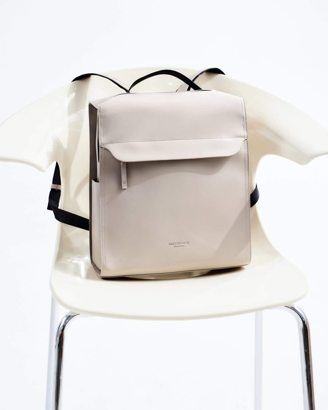 Meet the Spläsh ID Backpack 14 and Crossbody.Built with the same 8,000 mm waterproof protection and eco-friendly DNA as our Bpro, designed for structured, minimal carry.Discover more at gastonluga.com⁠#gastonluga