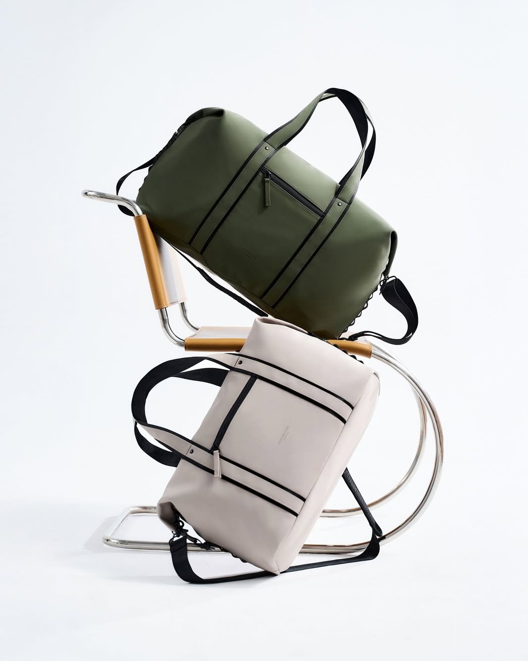 Introducing Däsh Weekender 2.0⁠⁠Designed for the gym, weekend escapes, and longer journeys — now in 3 sizes: Small, Medium and Large to match your routine.⁠⁠Available now at gastonluga.com⁠⁠#gastonluga