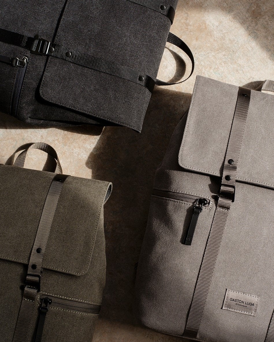 Some things get better with time. The Weave Collection is crafted from recycled cotton canvas with a washed texture that deepens and softens with every use. Discover the Weave collection at gastonluga.com.com#GastonLuga #AnywhereWithGL