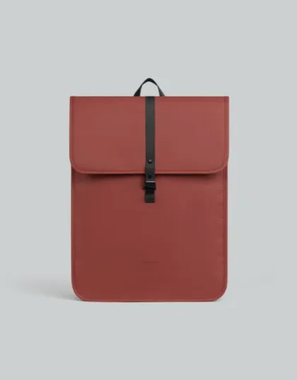 Däsh Daily Backpack 14" – Compact & Waterproof Everyday Bag