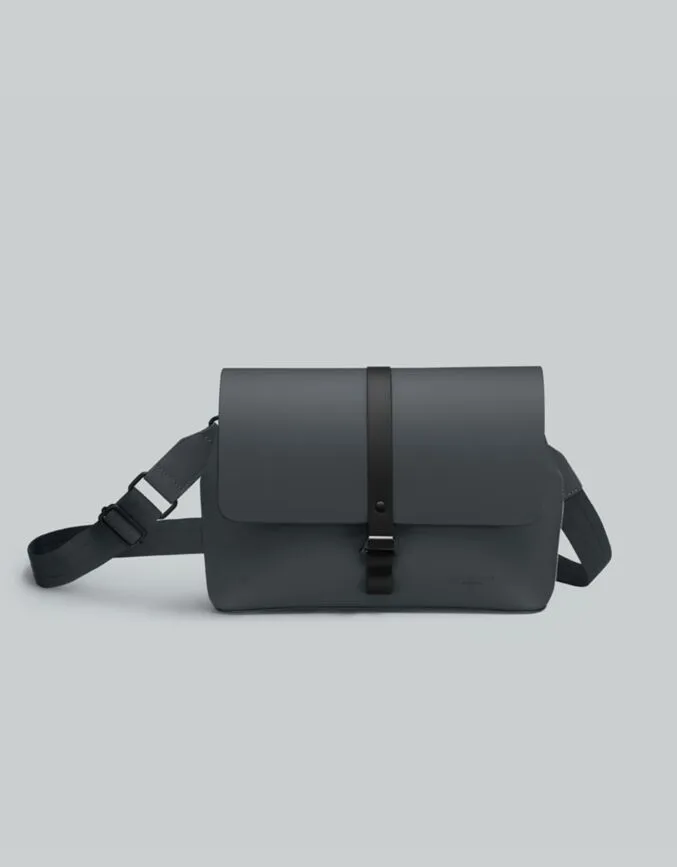 Spläsh Crossbody Medium – Waterproof Everyday Bag