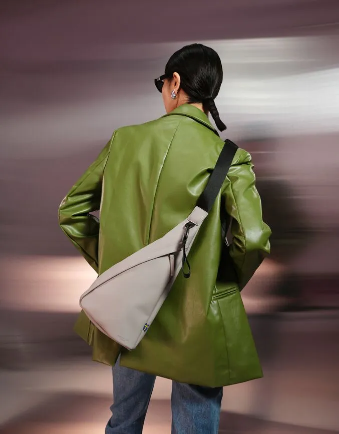 Spläsh Sling Bag Taupe