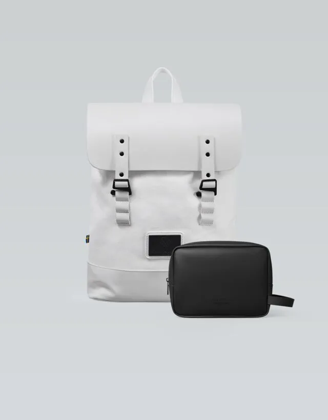 Pråper Backpack + Accessory Set (Worth £ 168) 