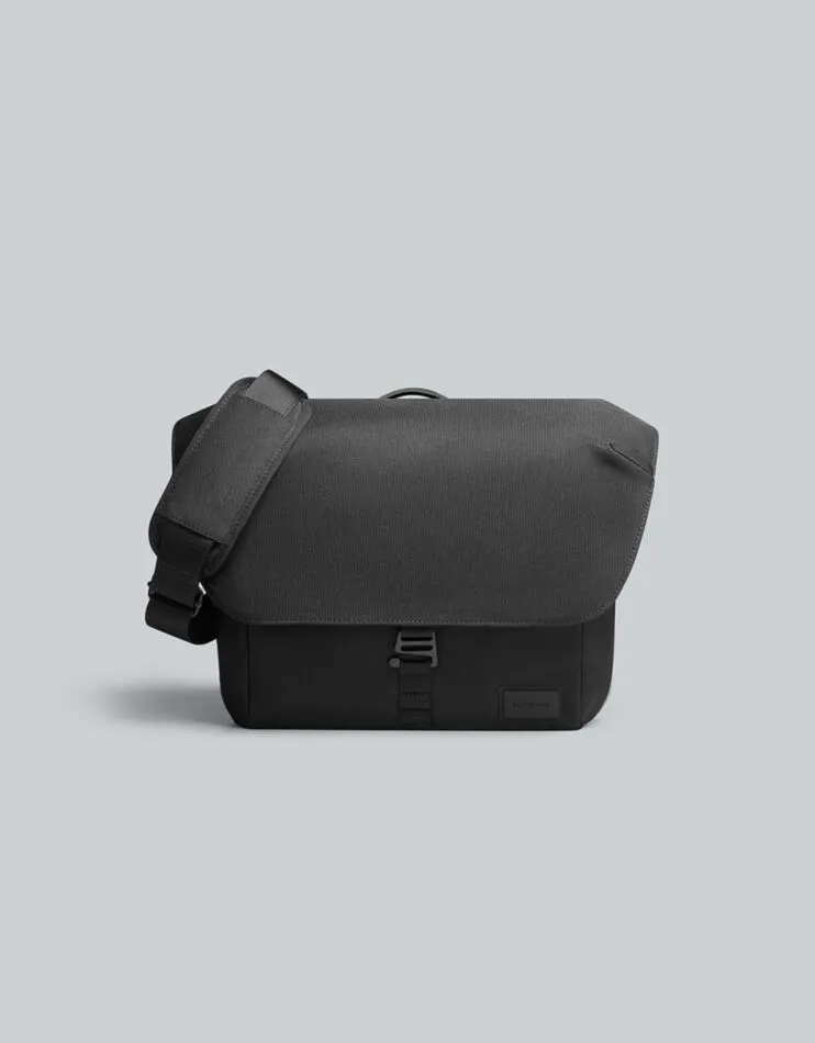 Spläsh Messenger 14 Laptop Bag, Weave Black – Durable, Water-Resistant & Eco-Friendly