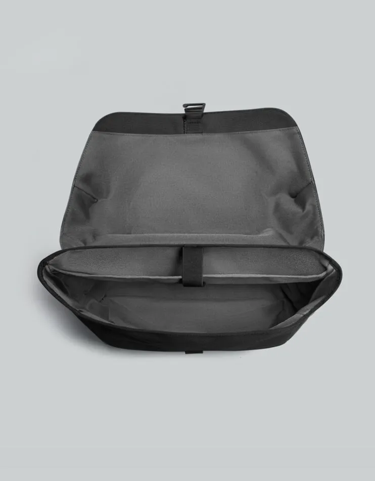 Spläsh Messenger 14 Laptop Bag, Fern Green – Durable, Water-Resistant & Eco-Friendly