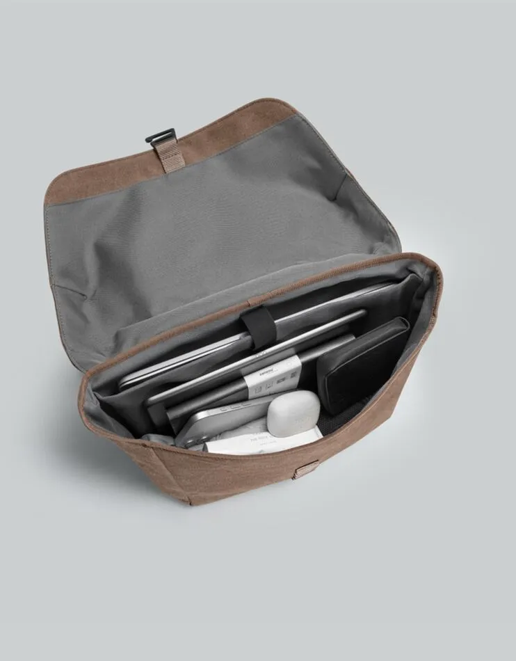 Spläsh Messenger 14 Laptop Bag, Dusty Brown – Durable, Water-Resistant & Eco-Friendly